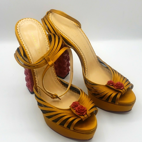 CHARLOTTE OLYMPIA SIZE 40 THIS SHOES RUNS 1 SIZE SMALLER 100% AUTHENTIC - Picture 9 of 17